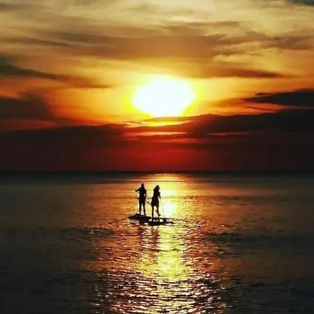 Celeste's House דירה *